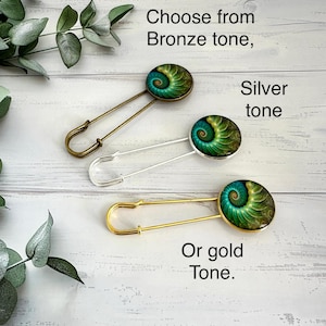 Emerald Green Ammonite Scarf Pin: Bronze Fossil Kilt Pin Brooch image 2