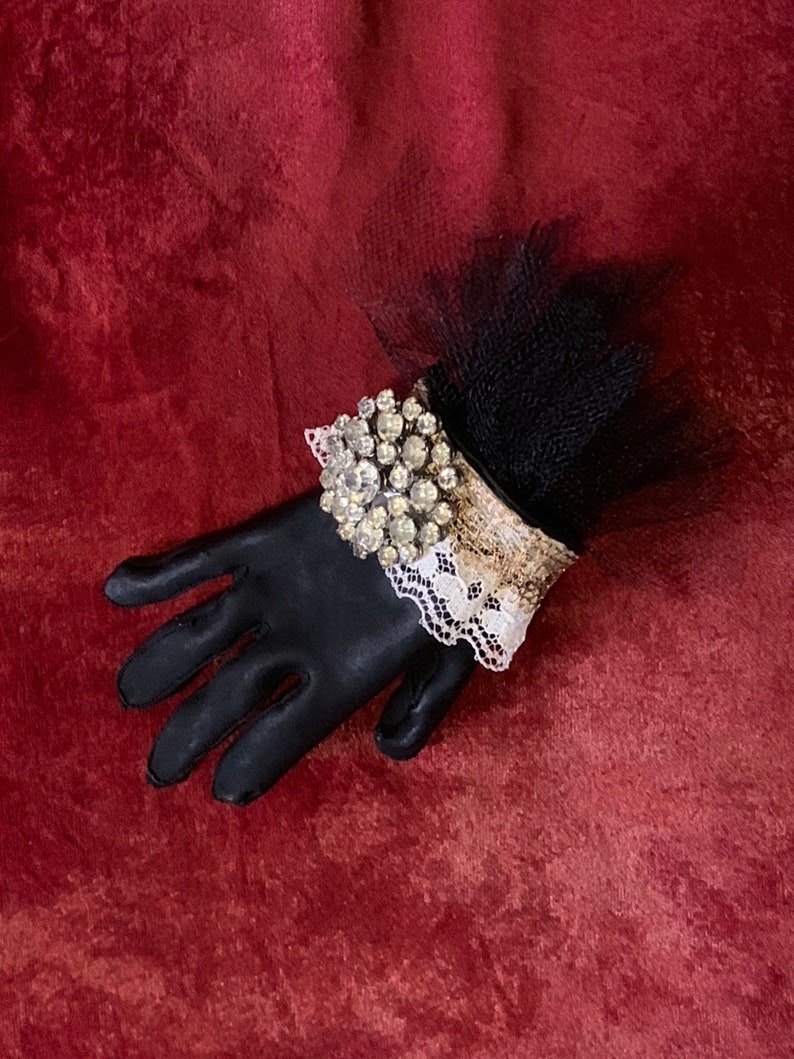 Gothic Home Decor Tiny Hand Oddity Leather Glove Memento Mori Creepy Doll Art Creepy Doll Prop Macabre Assemblage Art