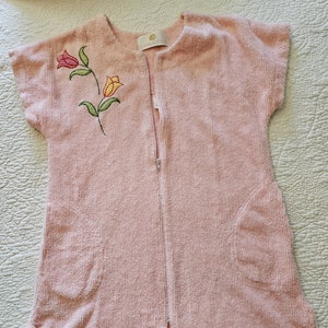 Vintage Pink Chenille Stan Herman Bathrobe Women&#39;s Robes