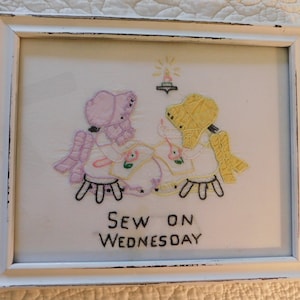 Vintage Framed Days of the Week Hand End Embroidered Dishtowel Sewing Collectibles Vintage Dish Towels