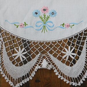 Vintage White Linen Table Runner Vintage Hand Embroidered Floral Table Runner