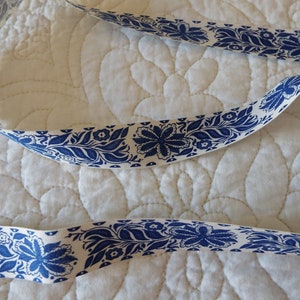 Vintage 1960&#39;s Cobalt Blue Floral Bias Tape Ribbon Lace Trim