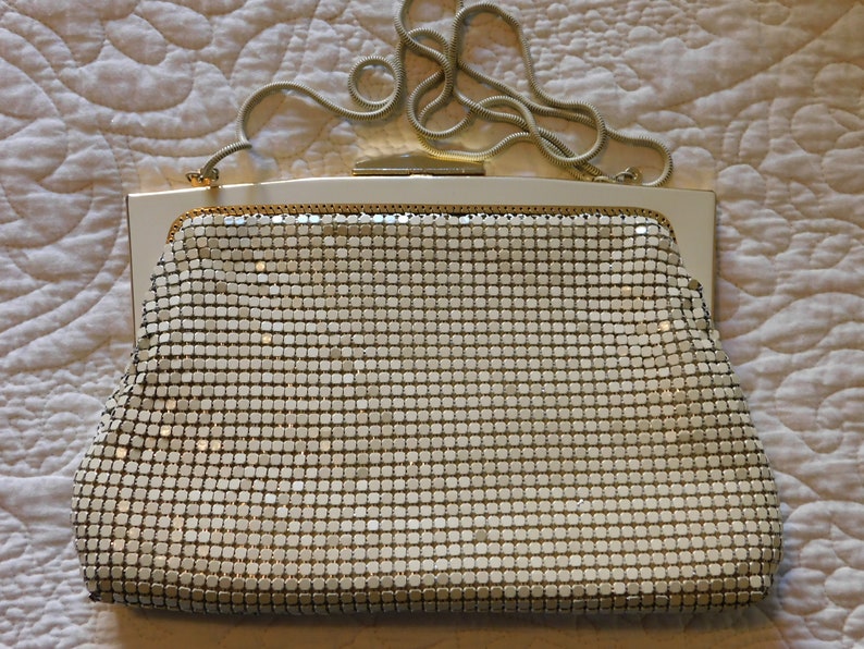 Vintage 1950's 1960's Beige Mesh Handbag Purse image 2