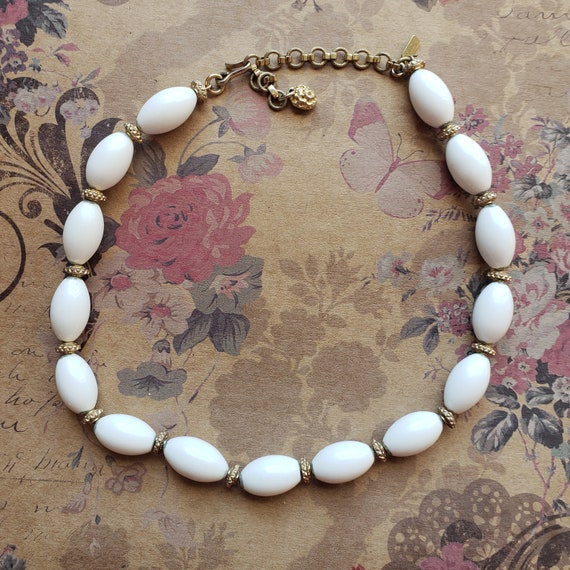 Vintage 1980's White Gold Beaded Monet Necklace - image 7