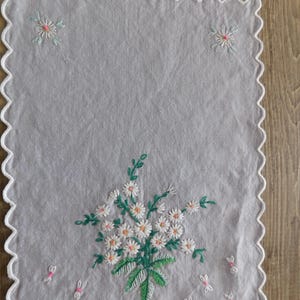 Vintage Blue Linen Table Runner Set: Hand Embroidered Daisy Bee Doilies