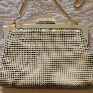 Vintage 1950's 1960's Beige Mesh Handbag Purse image 1