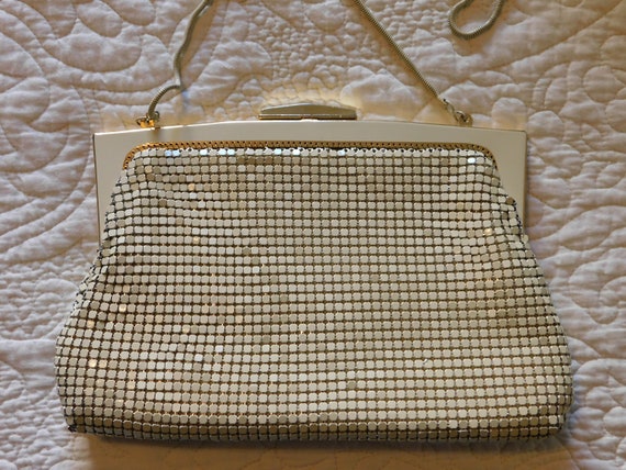 Vintage 1950's 1960's Beige Mesh Handbag Purse - image 1