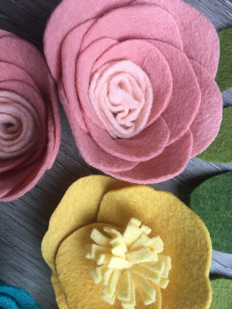 Loose Felt Flowers Wool Felt Flowers Felt Flower Decor Etsy