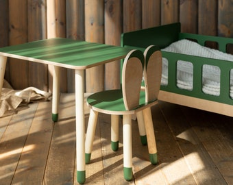 Set di sedia e tavolo per bambini in legno coniglietto, tavolo attività per bambini, sedia coniglietto e tavolo in legno, tavolo e sedia per bambini, tavolo Montessori