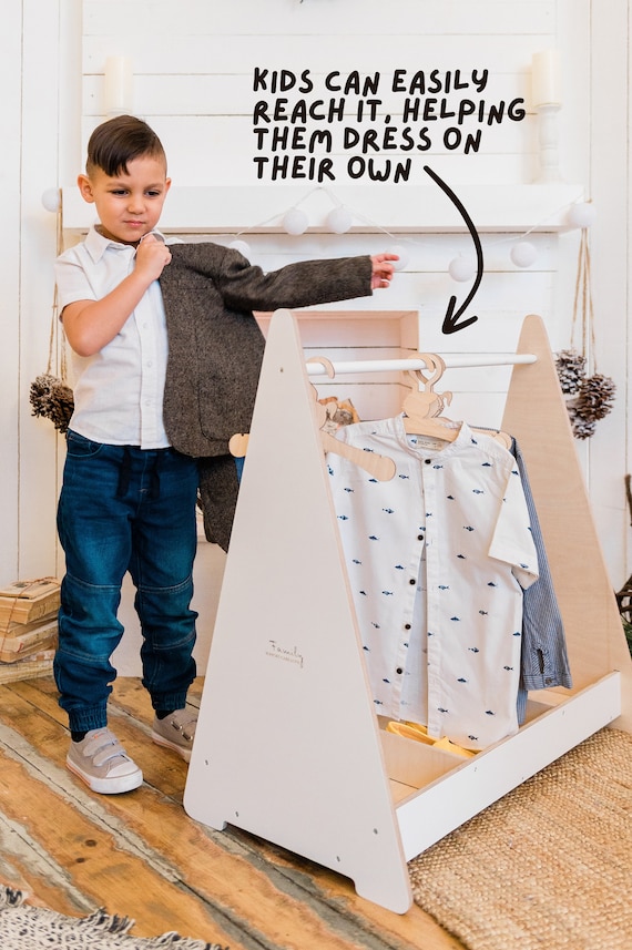 Children's Clothing Organizer: Kids Closet & Dress up Storage