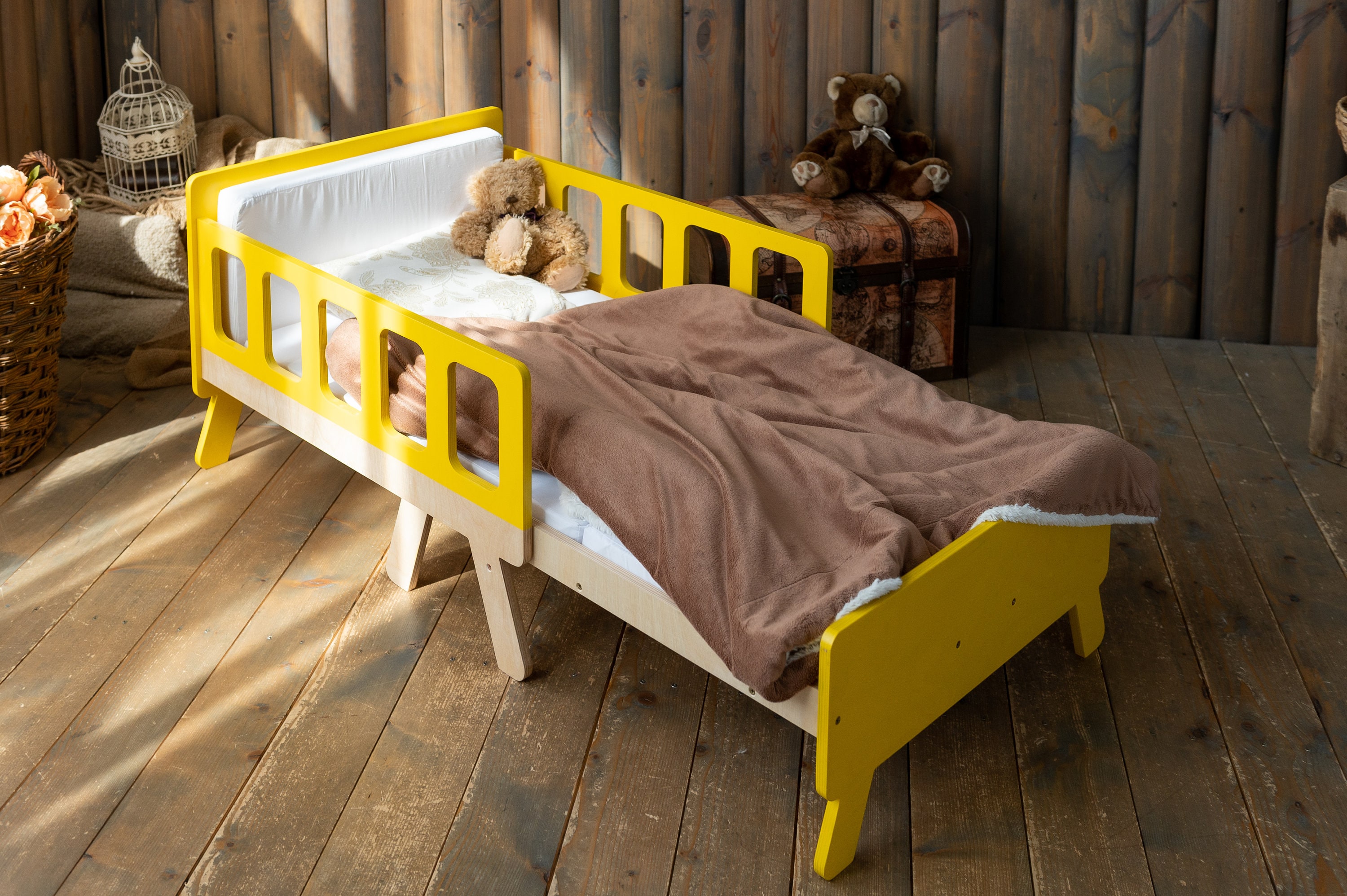 Cama infantil de transición 129 x 82 + colchón, Juegos Mágicos > Juegos  Mágicos