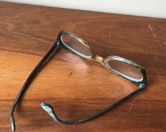 ★ MUUTO★ Round Horn Rimmed YLAB 5 C1 MUY5C1 Mandy Cat Eye,Horn Tortoise Photochromic Glasses | GlassesShop