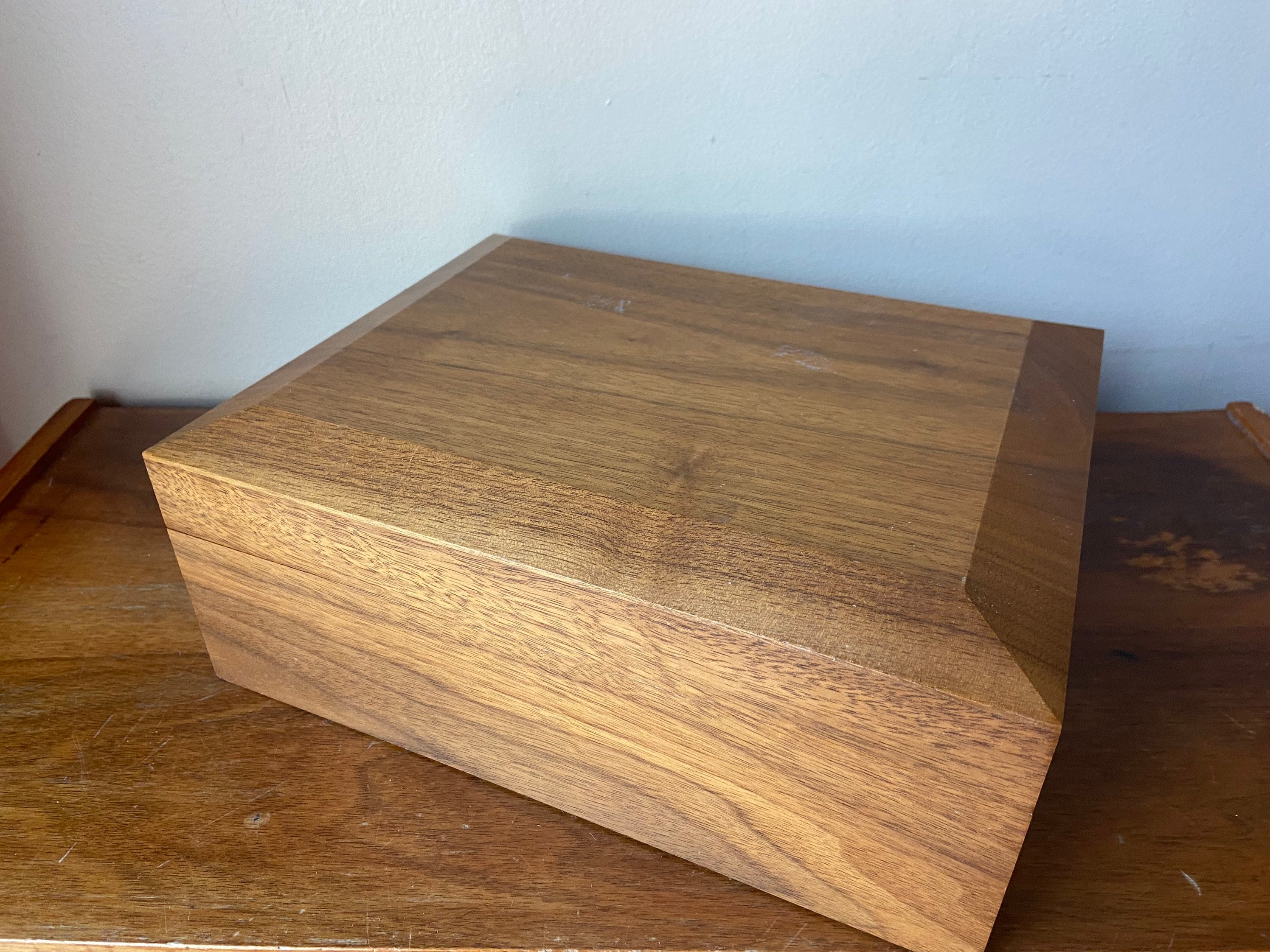 超レア　DECATUR INDASTRIES 木製　小物入れ　シガー　ボックス Amazon.com: ADXCO 4 Pieces Unfinished Wood Treasure Chest