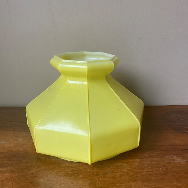 Yellow Glass Lamp Shade, Table Lamp Shade, Vintage Glass Light Shade, Retro Lighting, 1970's Lampshade, Mod Lamp