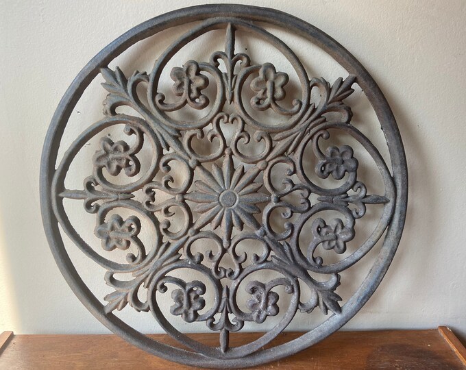 Large Round Iron Garden Art, Vintage Rustic Wall Hanging, Outdoor Decor