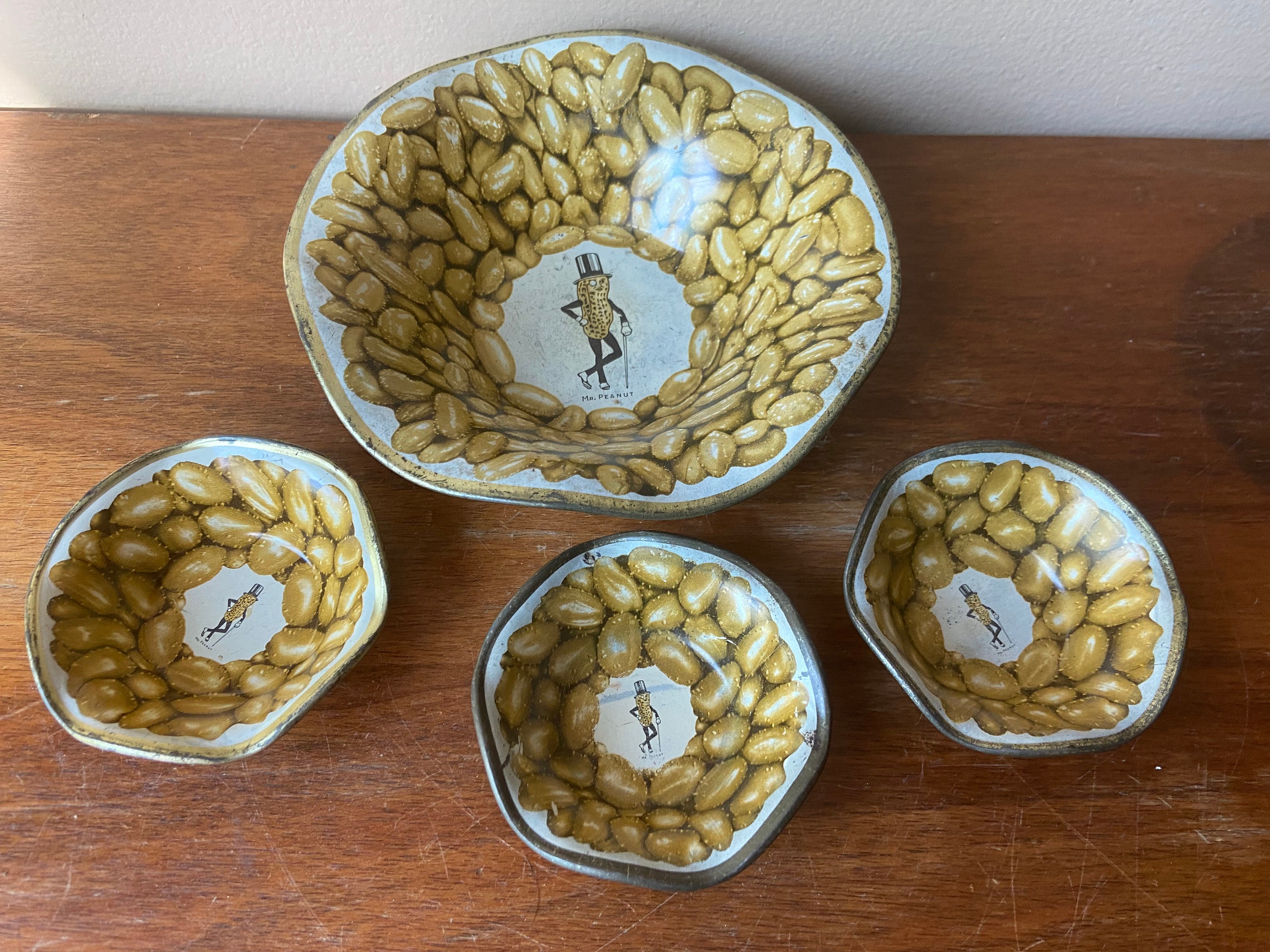 Gold Poker Snack Bowls, Set of 4