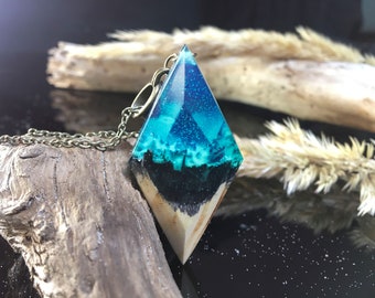 wood resin necklace pendant