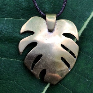 Monstera plant leaf pendant necklace Large Metal image 5