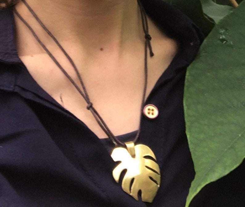 Monstera plant leaf pendant necklace Large Metal image 3