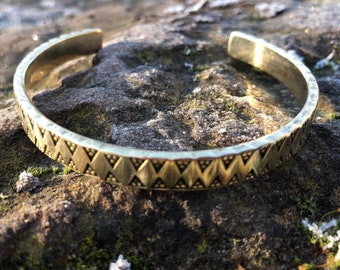 Viking cuff bracelet Birka Viking Arm ring bracelet with triangular pattern Hand stamped Norse jewellery
