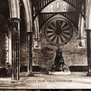 Biglietto d'auguri originale per qualsiasi occasione della serie "Tavola rotonda di Re Artù" della County Hall, d'epoca, per San Valentino, 1925