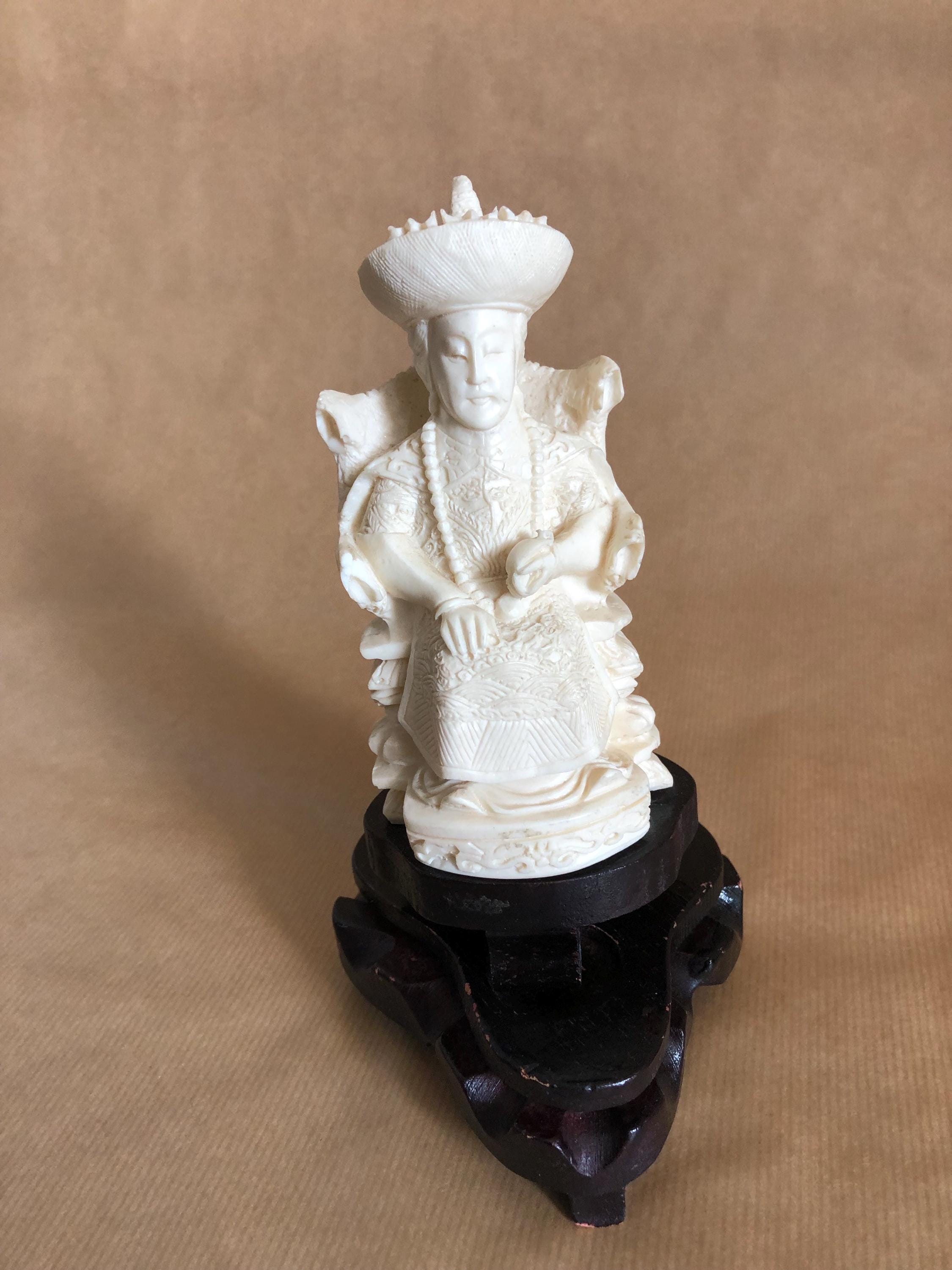 石？玉？の大きな中国的置物 皇帝車？ imgrc0112047945.jpg