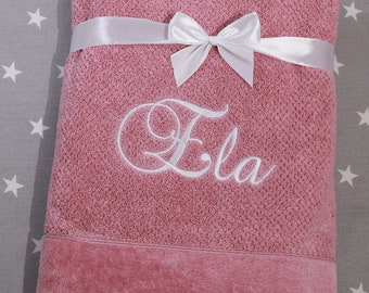 Personalized bath towel with embroidered name - 50 x 90 cm - pink - 550g/m2 - SUPER THICK!!! - GIFT (667117)