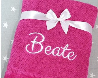 Shower towel embroidered with name - 50 x 90 cm - pink - 550g/m2 - SUPER THICK !!!  - GIFT ( 667111 )