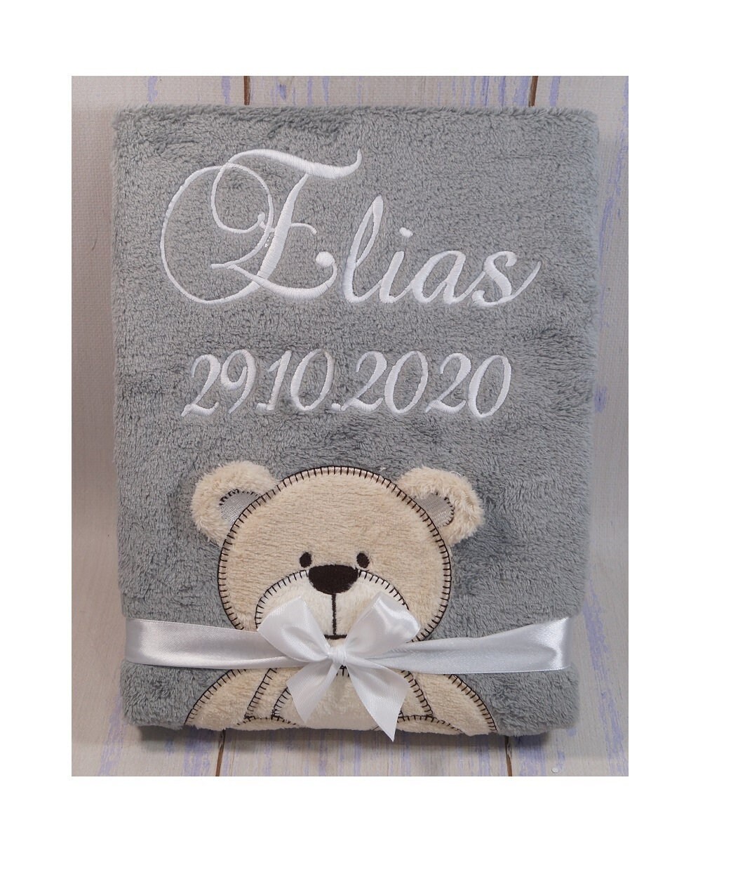 Baby blanket embroidered with name and date 76 x 102 cm - GRAY WITH TEDDY BEAR 802008