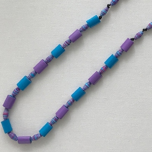 Collana di carta di perline. Perline di carta. Blu e viola. Gioielli di carta. Riciclato. Gioielli ecologici. Gioielli colorati. Regalo per lei.