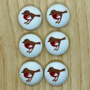 Christmas Robin Buttons, Fabric buttons, Handmade, 16mm, set of 6, buttons for sewing