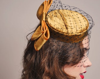 Old gold Headdress - Headpiece 40s, 50s - Tocado para bodas o fiestas