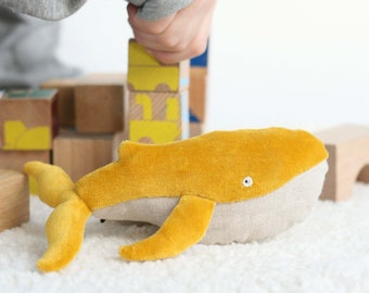 Yellow Plush Whale (S), organic toy, sustainable plush toy, ecofriendly toy, baby shower gift, plush toy whale, ecotoy, duurzaam speelgoed