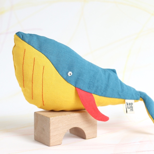 100% plastic-free Blue Whale S (support the Plastic Soup Foundation!), organic toy, ecofriendly toy, baby shower gift, plush toy whale