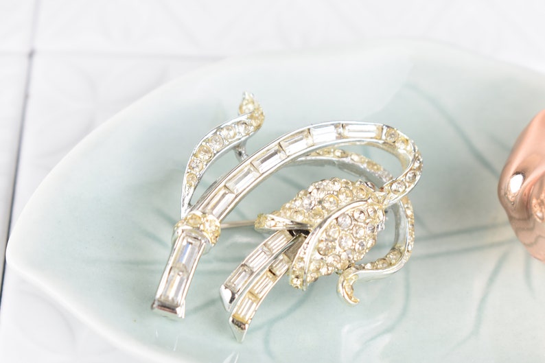 Coro Flower Brooch Coro Brooch Pin Gifts Coro Jewelry Signed Coro Jewelry Vintage Coro Pin Coro Pin Vintage Coro Brooch Vintage Coro