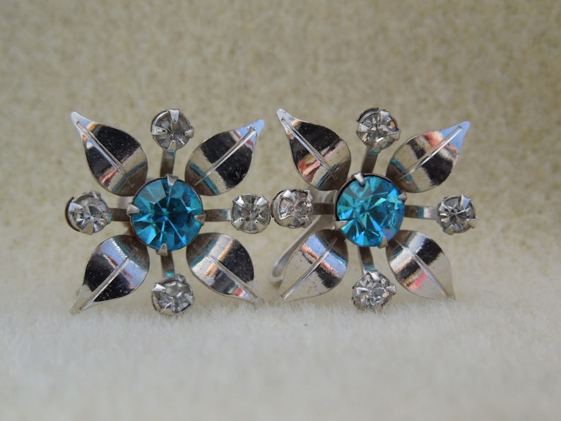 Earrings Signed B/&N Silver Tone Leaves with Large Blue Accent Rhinestone Center Clear Rhinestone Accents Vintage and Retro Jewelry and Gifts