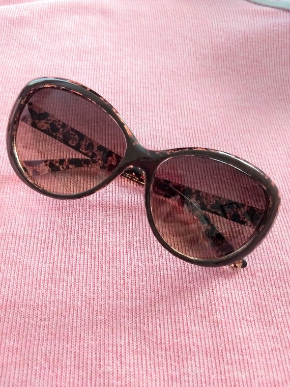 Classic Style Round Frame Black Gold Sunglasses/designer  display picture 2