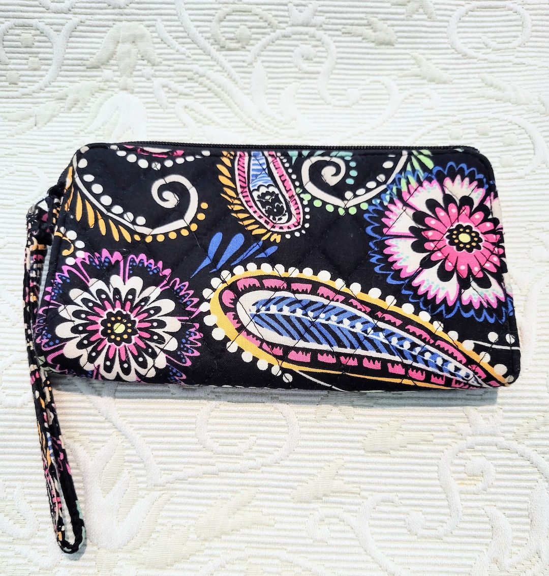 15% Off/vera BRADLEY Bandana Swirl Wristlet Zip Wallet/floral