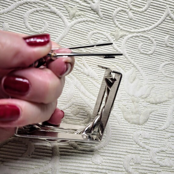 Unique Silver Tone Geometric Bangle Bracelet/Hing… - image 8