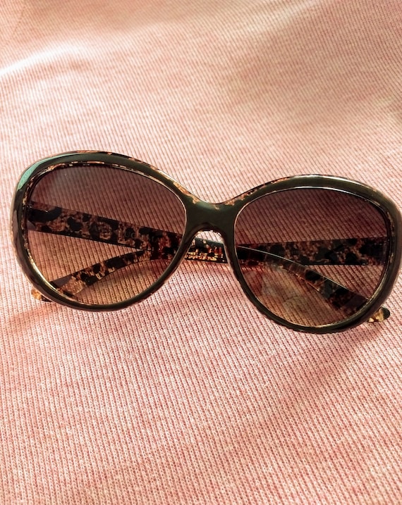 Classic Style Round Frame Black Gold Sunglasses/De
