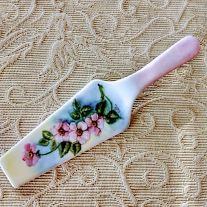 Porcelain Cake Serving Utensil/Rare Vintage Hand Painted Signed Server/Collectible Unique Graduated Pastel Colors Pink Flowers Server/No.289
