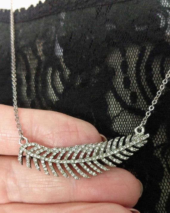 Silver Tone Feather Pendant Choker Necklace/Sidew… - image 2