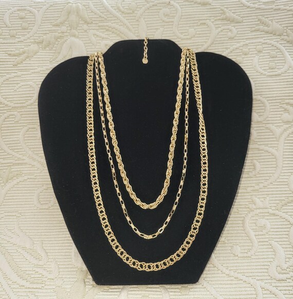 Layered Gold-Tone Three-String  Chains Necklace S… - image 7