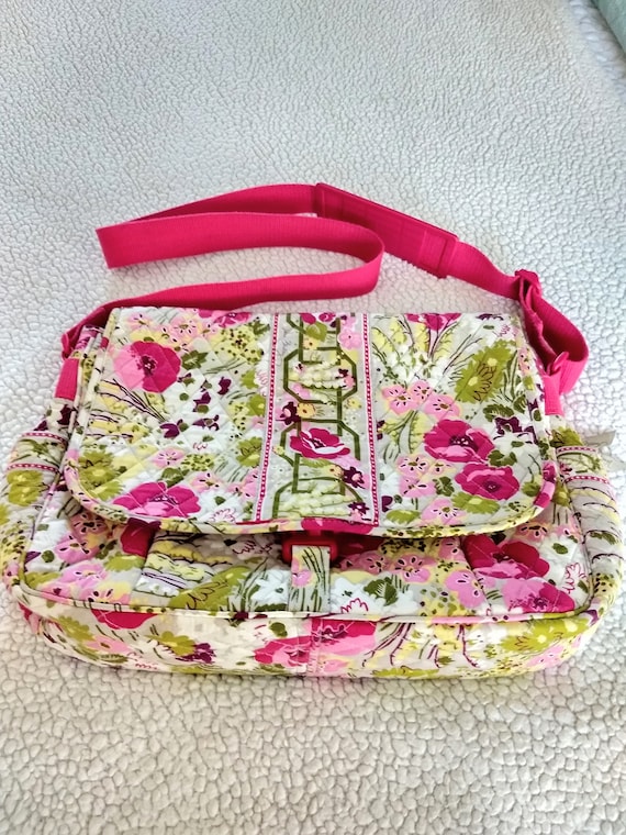 VERA BRADLEY Diaper Bag/quilted Cotton Retired Pink Flowers Print Shoulder  Tote Bag/comfy Soft Maternity Overnight Bag/gift for Her/no.489 