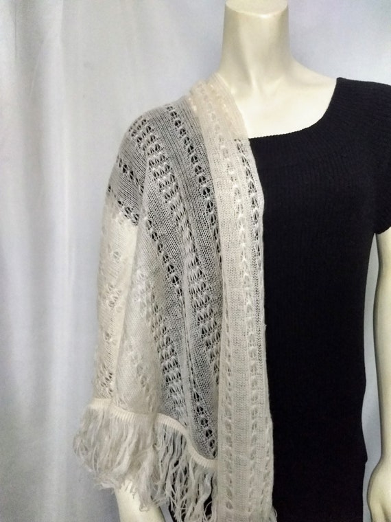 Triangular Knit Winter Scarf/White Lightweight Sc… - image 5