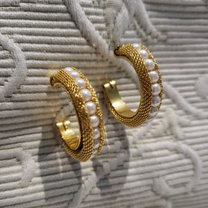 Gold Mesh and Pearls Hoop Stud Earrings/Vintage Elegant Unique Gold Tone and Pearls Wedding Dressy Earrings/Gift For Her/Gift Idea/No.733