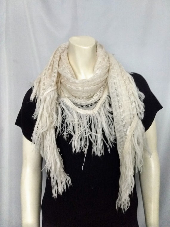 Triangular Knit Winter Scarf/White Lightweight Sca