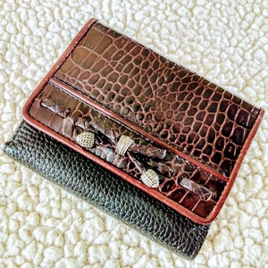 BRIGHTON Trifold Crock Cartera de cuero marrón en relieve / Decoración Diseño multicompartimento Cartera vintage de cuero negro marrón / Regalo para ella / No.623