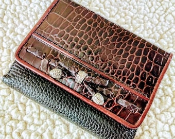 BRIGHTON Trifold Crock Embossed Brown Leather Wallet/Décor Multicompartment Designer Brown Black Leather Vintage Wallet/Gift for Her/No.623