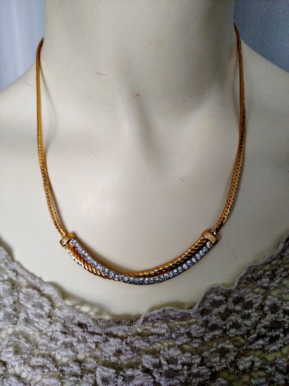 Vintage Gold Plated Décor Herring Bone Chain Neck… - image 4